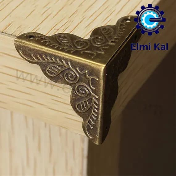 گوشه آنتیک سه کنج طلایی04